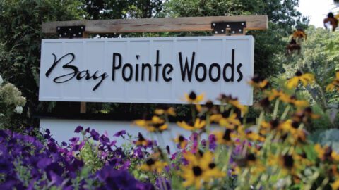 Bay Pointe Woods Sign